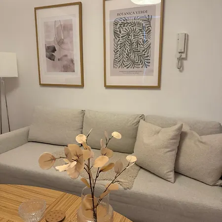 Comfortable Living - One-bedroom 아파트 스타방에르